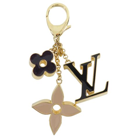 louis vuitton keychain charms.